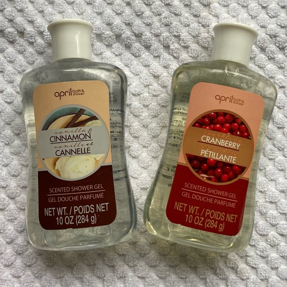 New 4pc Bundle April Shower Bath Scented Cinnamon Cranberry Hand Cream ShowerGel - Picture 3 of 7